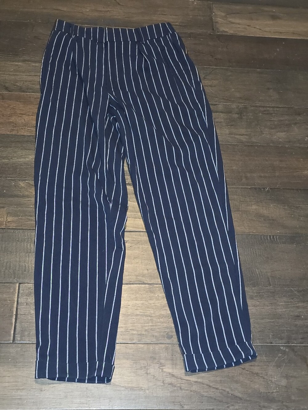Forever 21 Navy Pinstripe Ankle Trouser Pants Women's Small Career Office